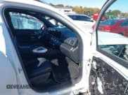 ✅ 2021 Mercedes-Benz GLS 450 • VIN: 4JGFF5KE6MA489448 • Lot: 43583298. Wystawiony na IAAI z przebiegiem 44 912 mil. Bezpłatny archiwum sprzedaży aukcyjnych z USA i szczegółowy raport historii pojazdu na DreamBid. Zdjęcie 5.