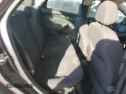 ✅ 2018 Ford Focus SE • VIN: 1FADP3FE4JL276933 • Lot: 90671225. Listed on Copart with 89,503 mi. Free auction sales archive from the USA and detailed vehicle history report at DreamBid. Image 10.