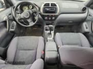 ✅ 2001 Toyota RAV4 • VIN: JTEHH20V516011069 • Лот: 86080315. Опубликован ранее на Copart с пробегом 232 793 миль. Бесплатный доступ к архиву аукционных продаж из США и подробный отчёт об истории автомобиля на DreamBid. Изображение 8.