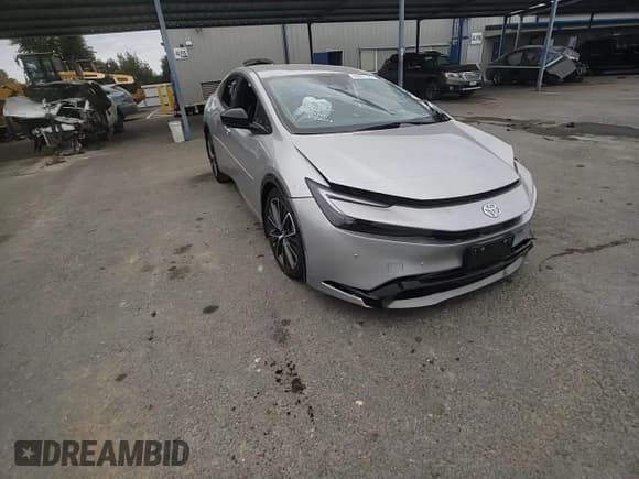 ✅ 2024 Toyota Prius LE • VIN: JTDACAAU7R3034001 • Лот: 89881735. Опубликован ранее на Copart с пробегом 7 547 миль. Бесплатный доступ к архиву аукционных продаж из США и подробный отчёт об истории автомобиля на DreamBid. Изображение 13.