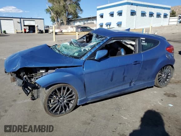 ✅ 2016 Hyundai Veloster Turbo Rally Edition • VIN: KMHTC6AE1GU257801 • Lot: 72054234. Wystawiony na Copart z przebiegiem 142 759 mil. Bezpłatny archiwum sprzedaży aukcyjnych z USA i szczegółowy raport historii pojazdu na DreamBid. Zdjęcie 1.