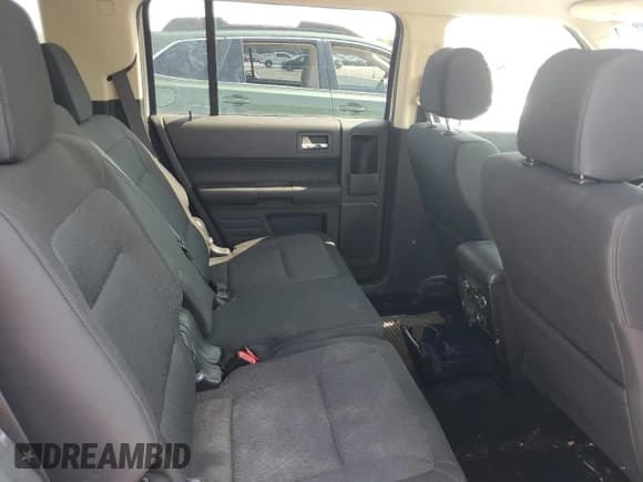 ✅ 2018 Ford Flex SE • VIN: 2FMGK5B82JBA03972 • Лот: 68288105. Опубликован ранее на Copart с пробегом 197 971 миль. Бесплатный доступ к архиву аукционных продаж из США и подробный отчёт об истории автомобиля на DreamBid. Изображение 11.