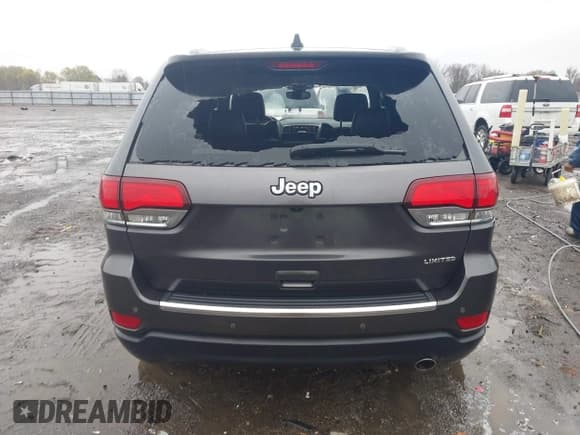 ✅ 2020 Jeep Grand Cherokee Limited X • VIN: 1C4RJEBG4LC266121 • Lot: 43777139. Listed on IAAI with 124,722 mi. Free auction sales archive from the USA and detailed vehicle history report at DreamBid. Image 16.