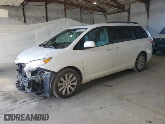 ✅ 2015 Toyota Sienna XLE • VIN: 5TDDK3DC7FS096748 • Lot: 86982005. Listed on Copart with 197,987 mi. Free auction sales archive from the USA and detailed vehicle history report at DreamBid. Image 1.