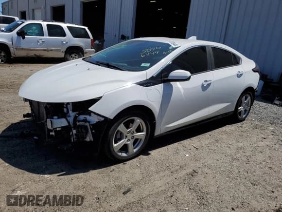 ✅ 2017 Chevrolet Volt LT • VIN: 1G1RA6S5XHU213759 • Lot: 50706444. Wystawiony na Copart z przebiegiem 88 963 mil. Bezpłatny archiwum sprzedaży aukcyjnych z USA i szczegółowy raport historii pojazdu na DreamBid. Zdjęcie 1.