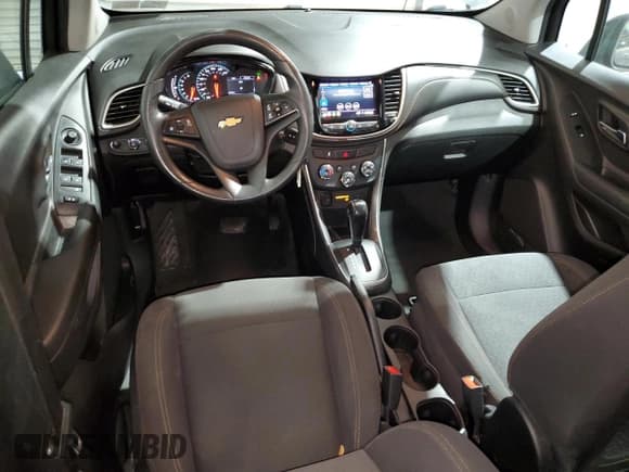 ✅ 2020 Chevrolet Trax LS • VIN: 3GNCJKSB9LL208705 • Lot: 93475765. Listed on Copart with Not provided. Free auction sales archive from the USA and detailed vehicle history report at DreamBid. Image 8.