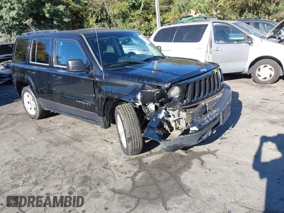 ✅ 2014 Jeep Patriot Latitude • VIN: 1C4NJRFB4ED551354 • Lot: 43529440. Listed on IAAI with 178,515 mi. Free auction sales archive from the USA and detailed vehicle history report at DreamBid. Image 1.