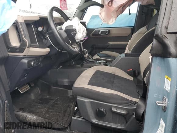 ✅ 2021 Ford Bronco • VIN: 1FMDE5BH8MLB06988 • Lot: 84236085. Listed on Copart with 31,093 mi. Free auction sales archive from the USA and detailed vehicle history report at DreamBid. Image 7.