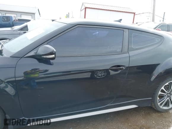 ✅ 2016 Hyundai Veloster Turbo Rally Edition • VIN: KMHTC6AE0GU290224 • Lot: 41629188. Listed on IAAI with 158,368 mi. Free auction sales archive from the USA and detailed vehicle history report at DreamBid. Image 14.