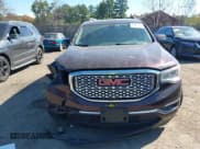 ✅ 2017 GMC Acadia Denali • VIN: 1GKKNXLS0HZ190992 • Lot: 43392135. Wystawiony na IAAI z przebiegiem 104 458 mil. Bezpłatny archiwum sprzedaży aukcyjnych z USA i szczegółowy raport historii pojazdu na DreamBid. Zdjęcie 12.