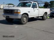 ✅ 1996 Ford F-250 • VIN: 2FTHF25HXTCA32365 • Lot: 55565135. Listed on Copart with 373,610 mi. Free auction sales archive from the USA and detailed vehicle history report at DreamBid. Image 1.