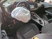 ✅ 2019 Dodge Challenger R/T • VIN: 2C3CDZBT8KH557142 • Lot: 71555755. Wystawiony na Copart z przebiegiem 85 023 mil. Bezpłatny archiwum sprzedaży aukcyjnych z USA i szczegółowy raport historii pojazdu na DreamBid. Zdjęcie 8.