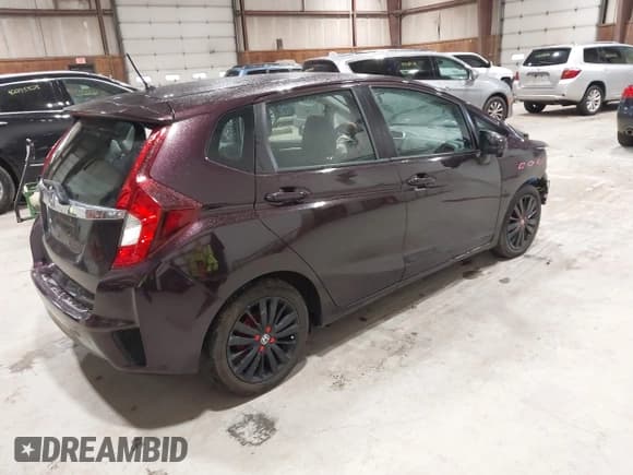 ✅ 2015 Honda Fit EX-L • VIN: 3HGGK5H87FM759560 • Лот: 42331481. Опубликован ранее на IAAI с пробегом 121 219 миль. Бесплатный доступ к архиву аукционных продаж из США и подробный отчёт об истории автомобиля на DreamBid. Изображение 4.