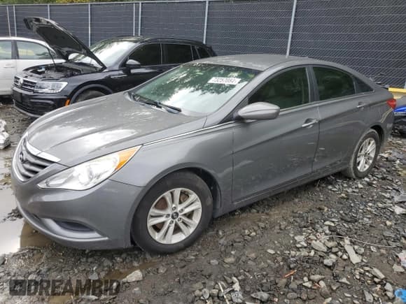 ✅ 2012 Hyundai Sonata GLS • VIN: 5NPEB4AC6CH432664 • Lot: 73257084. Listed on Copart with 180,864 mi. Free auction sales archive from the USA and detailed vehicle history report at DreamBid. Image 1.