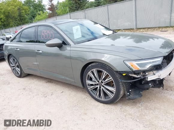 ✅ 2024 Audi A6 Premium Plus • VIN: WAUE3BF20RN032400 • Lot: 43018855. Wystawiony na IAAI z przebiegiem 22 605 mil. Bezpłatny archiwum sprzedaży aukcyjnych z USA i szczegółowy raport historii pojazdu na DreamBid. Zdjęcie 1.