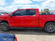 ✅ 2021 Chevrolet Silverado 1500 RST • VIN: 3GCUYEED4MG183407 • Lot: 42458607. Wystawiony na IAAI z przebiegiem 118 382 mil. Bezpłatny archiwum sprzedaży aukcyjnych z USA i szczegółowy raport historii pojazdu na DreamBid. Zdjęcie 14.