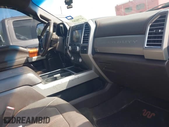 ✅ 2017 Ford F-250 Lariat • VIN: 1FT7W2BT0HEF42911 • Lot: 42798203. Listed on IAAI with 256,567 mi. Free auction sales archive from the USA and detailed vehicle history report at DreamBid. Image 5.