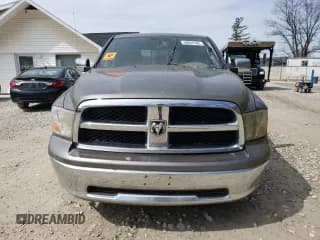 ✅ 2009 Dodge 1500 SLT • VIN: 1D3HV13T09S717944 • Lot: 50044105. Wystawiony na Copart z przebiegiem 116 553 mil. Bezpłatny archiwum sprzedaży aukcyjnych z USA i szczegółowy raport historii pojazdu na DreamBid. Zdjęcie 5.
