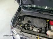 ✅ 2019 Jeep Renegade Limited • VIN: ZACNJBD12KPJ95031 • Lot: 71866585. Wystawiony na Copart z przebiegiem 54 392 mil. Bezpłatny archiwum sprzedaży aukcyjnych z USA i szczegółowy raport historii pojazdu na DreamBid. Zdjęcie 17.