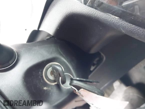 ✅ 2018 Toyota Sienna SE • VIN: 5TDXZ3DC0JS952795 • Лот: 41729659. Опубликован ранее на IAAI с пробегом 92 290 миль. Бесплатный доступ к архиву аукционных продаж из США и подробный отчёт об истории автомобиля на DreamBid. Изображение 11.