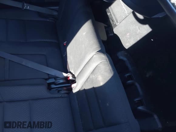 ✅ 2019 Jeep Grand Cherokee Upland • VIN: 1C4RJFAG6KC641920 • Lot: 41661759. Listed on IAAI with 99,785 mi. Free auction sales archive from the USA and detailed vehicle history report at DreamBid. Image 8.