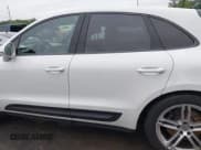 ✅ 2022 Porsche Macan • VIN: WP1AA2A55NLB03491 • Lot: 43008867. Wystawiony na IAAI z przebiegiem 10 134 mil. Bezpłatny archiwum sprzedaży aukcyjnych z USA i szczegółowy raport historii pojazdu na DreamBid. Zdjęcie 14.