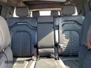 ✅ 2025 Rivian R1S Adventure • VIN: 7PDSGBBA2SN048006 • Lot: 96099815. Wystawiony na Copart z przebiegiem 15 768 mil. Bezpłatny archiwum sprzedaży aukcyjnych z USA i szczegółowy raport historii pojazdu na DreamBid. Zdjęcie 10.