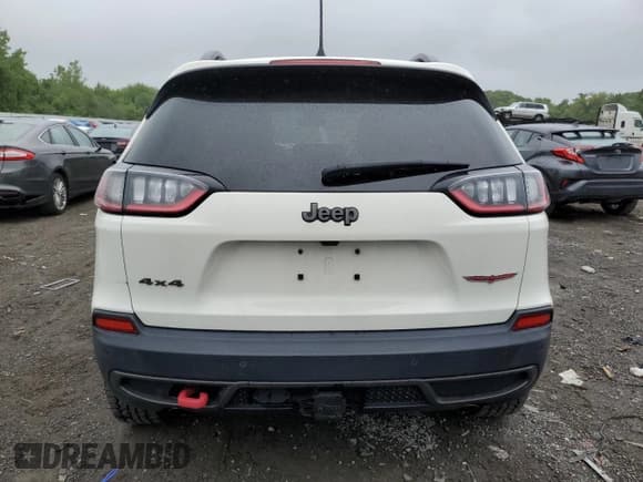 ✅ 2019 Jeep Cherokee Trailhawk • VIN: 1C4PJMBXXKD124205 • Lot: 58978505. Listed on Copart with 73,635 mi. Free auction sales archive from the USA and detailed vehicle history report at DreamBid. Image 6.