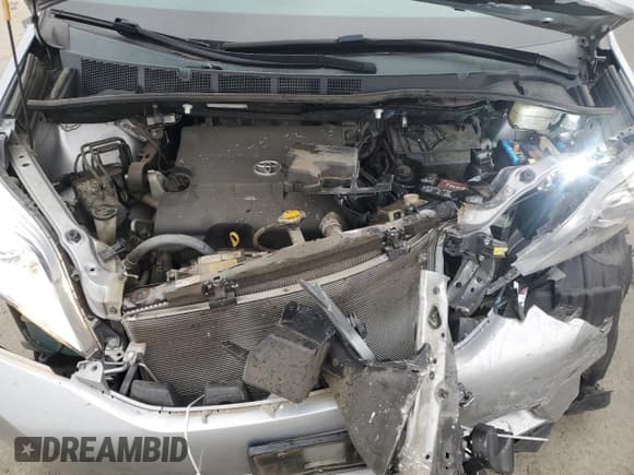 ✅ 2014 Toyota Sienna XLE • VIN: 5TDYK3DCXES406553 • Lot: 91645545. Listed on Copart with 45,437 mi. Free auction sales archive from the USA and detailed vehicle history report at DreamBid. Image 12.