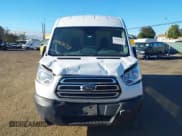 ✅ 2019 Ford Transit • VIN: 1FTYR2CM4KKB17963 • Lot: 43363538. Wystawiony na IAAI z przebiegiem 93 638 mil. Bezpłatny archiwum sprzedaży aukcyjnych z USA i szczegółowy raport historii pojazdu na DreamBid. Zdjęcie 6.