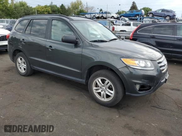 ✅ 2012 Hyundai Santa Fe GLS • VIN: 5XYZGDAB9CG107959 • Lot: 65865914. Listed on Copart with 147,889 mi. Free auction sales archive from the USA and detailed vehicle history report at DreamBid. Image 4.