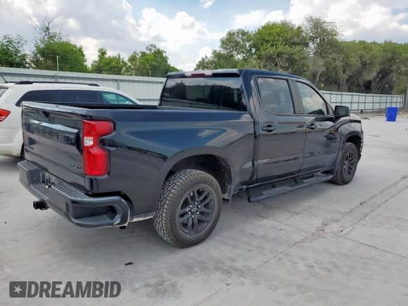 2021 Chevrolet Silverado 1500 RST with VIN 1GCPWDED8MZ342622, listed as a Copart auction lot 70137695 with 81,510 mi miles and Clean title. Bid and sale history available at DreamBid. Image 3.