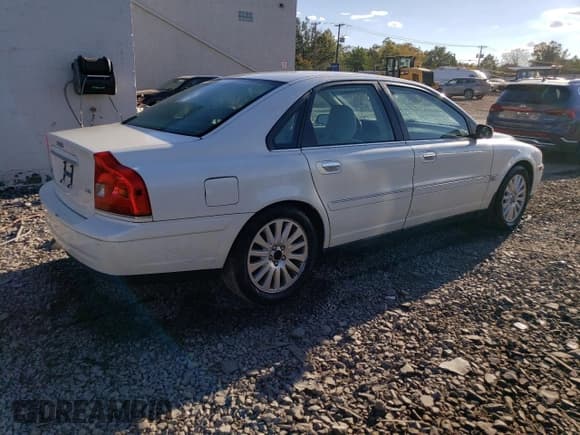 ✅ 2006 Volvo S80 • VIN: YV1TH592461439660 • Lot: 74911524. Listed on Copart with 126,509 mi. Free auction sales archive from the USA and detailed vehicle history report at DreamBid. Image 3.