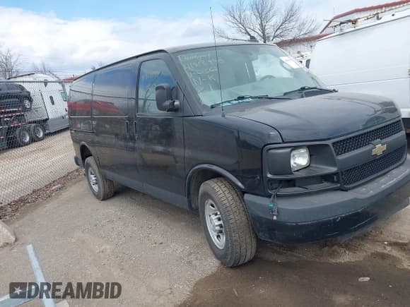 ✅ 2016 Chevrolet Express Cargo • VIN: 1GCWGAFGXG1260362 • Lot: 41813990. Listed on IAAI with 141,741 mi. Free auction sales archive from the USA and detailed vehicle history report at DreamBid. Image 1.