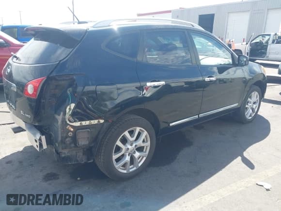 ✅ 2011 Nissan Rogue SV • VIN: JN8AS5MV6BW689483 • Lot: 43045683. Wystawiony na IAAI z przebiegiem 104 567 mil. Bezpłatny archiwum sprzedaży aukcyjnych z USA i szczegółowy raport historii pojazdu na DreamBid. Zdjęcie 4.
