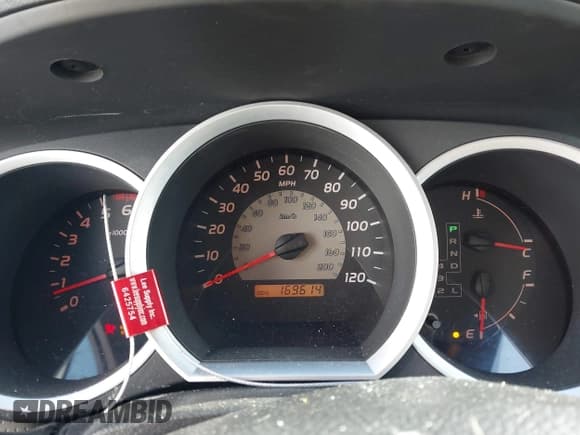 ✅ 2007 Toyota Tacoma PreRunner • VIN: 5TETU62N37Z385416 • Lot: 41053744. Listed on IAAI with 169,614 mi. Free auction sales archive from the USA and detailed vehicle history report at DreamBid. Image 7.