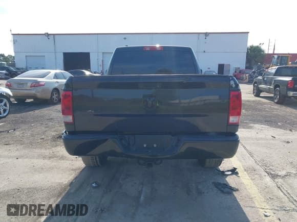 ✅ 2018 Ram 1500 Express • VIN: 1C6RR6FT2JS244750 • Lot: 42889532. Listed on IAAI with 189,053 mi. Free auction sales archive from the USA and detailed vehicle history report at DreamBid. Image 16.