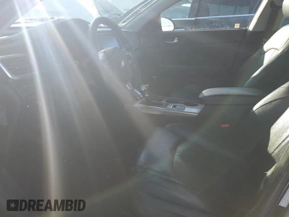 ✅ 2018 Kia Optima EX • VIN: KNAGV4LD7J5026134 • Lot: 85871984. Listed on Copart with 169,748 mi. Free auction sales archive from the USA and detailed vehicle history report at DreamBid. Image 7.