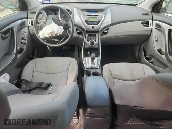 2013 Hyundai Elantra GLS с VIN KMHDH4AE0DU533410, выставлен на аукционе Copart как лот 87189615 с пробегом 126 733 миль миль и Списание • Salvage title. История ставок и продаж доступна на DreamBid. Изображение 8.
