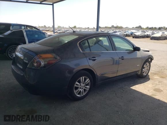 ✅ 2010 Nissan Altima Hybrid • VIN: 1N4CL2AP0AC108409 • Lot: 80583275. Listed on Copart with 213,851 mi. Free auction sales archive from the USA and detailed vehicle history report at DreamBid. Image 3.