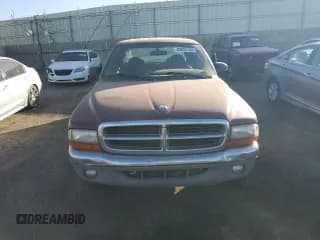 ✅ 2000 Dodge Dakota Sport • VIN: 1B7GL2AN1YS608072 • Lot: 83624164. Wystawiony na Copart z przebiegiem 171 499 mil. Bezpłatny archiwum sprzedaży aukcyjnych z USA i szczegółowy raport historii pojazdu na DreamBid. Zdjęcie 5.