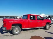 ✅ 2007 Chevrolet Silverado 2500HD 1LT • VIN: 1GCHK23657F549757 • Lot: 43559026. Wystawiony na IAAI z przebiegiem 210 906 mil. Bezpłatny archiwum sprzedaży aukcyjnych z USA i szczegółowy raport historii pojazdu na DreamBid. Zdjęcie 12.