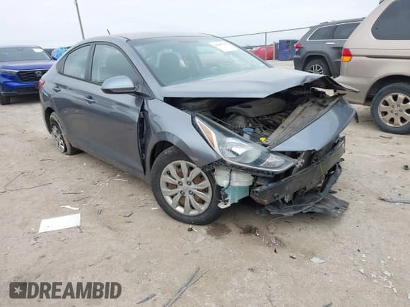 ✅ 2018 Hyundai Accent SE • VIN: 3KPC24A38JE016186 • Лот: 41641761. Опубликован ранее на IAAI с пробегом 66 703 миль. Бесплатный доступ к архиву аукционных продаж из США и подробный отчёт об истории автомобиля на DreamBid. Изображение 1.