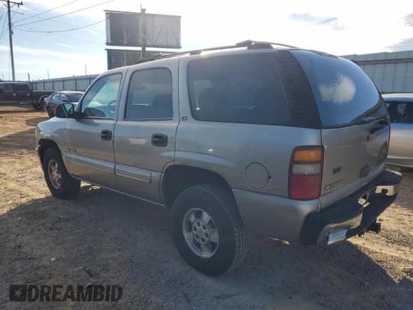 ✅ 2000 Chevrolet Tahoe LT • VIN: 1GNEK13T9YJ210511 • Lot: 92241185. Listed on Copart with 306,206 mi. Free auction sales archive from the USA and detailed vehicle history report at DreamBid. Image 2.