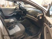 ✅ 2020 Hyundai Ioniq Preferred • VIN: KMHC85LC2LU221312 • Lot: 41971425. Wystawiony na IAAI z przebiegiem 45 414 mil. Bezpłatny archiwum sprzedaży aukcyjnych z USA i szczegółowy raport historii pojazdu na DreamBid. Zdjęcie 5.