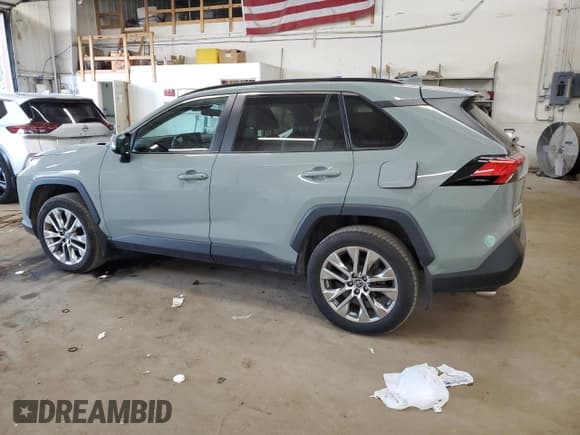 ✅ 2019 Toyota RAV4 XLE Premium • VIN: 2T3A1RFV1KW077614 • Lot: 84565095. Wystawiony na Copart z przebiegiem 85 865 mil. Bezpłatny archiwum sprzedaży aukcyjnych z USA i szczegółowy raport historii pojazdu na DreamBid. Zdjęcie 2.