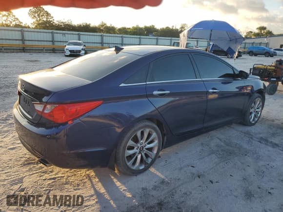 ✅ 2013 Hyundai Sonata SE • VIN: 5NPEC4AC2DH736959 • Lot: 72374184. Listed on Copart with 224,474 mi. Free auction sales archive from the USA and detailed vehicle history report at DreamBid. Image 3.
