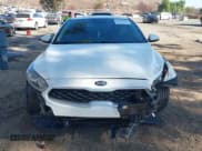 ✅ 2020 Kia Forte LXS • VIN: 3KPF24AD5LE148069 • Lot: 43603687. Wystawiony na IAAI z przebiegiem 82 761 mil. Bezpłatny archiwum sprzedaży aukcyjnych z USA i szczegółowy raport historii pojazdu na DreamBid. Zdjęcie 12.