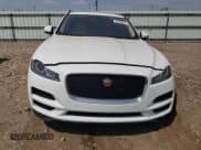 ✅ 2018 Jaguar F-Pace 35t Premium • VIN: SADCJ2EV9JA242795 • Lot: 67068075. Listed on Copart with 50,239 mi. Free auction sales archive from the USA and detailed vehicle history report at DreamBid. Image 5.