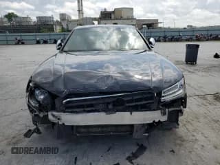 ✅ 2015 Audi S8 • VIN: WAUK2AFD1FN005378 • Lot: 53048314. Wystawiony na Copart z przebiegiem 131 468 mil. Bezpłatny archiwum sprzedaży aukcyjnych z USA i szczegółowy raport historii pojazdu na DreamBid. Zdjęcie 5.